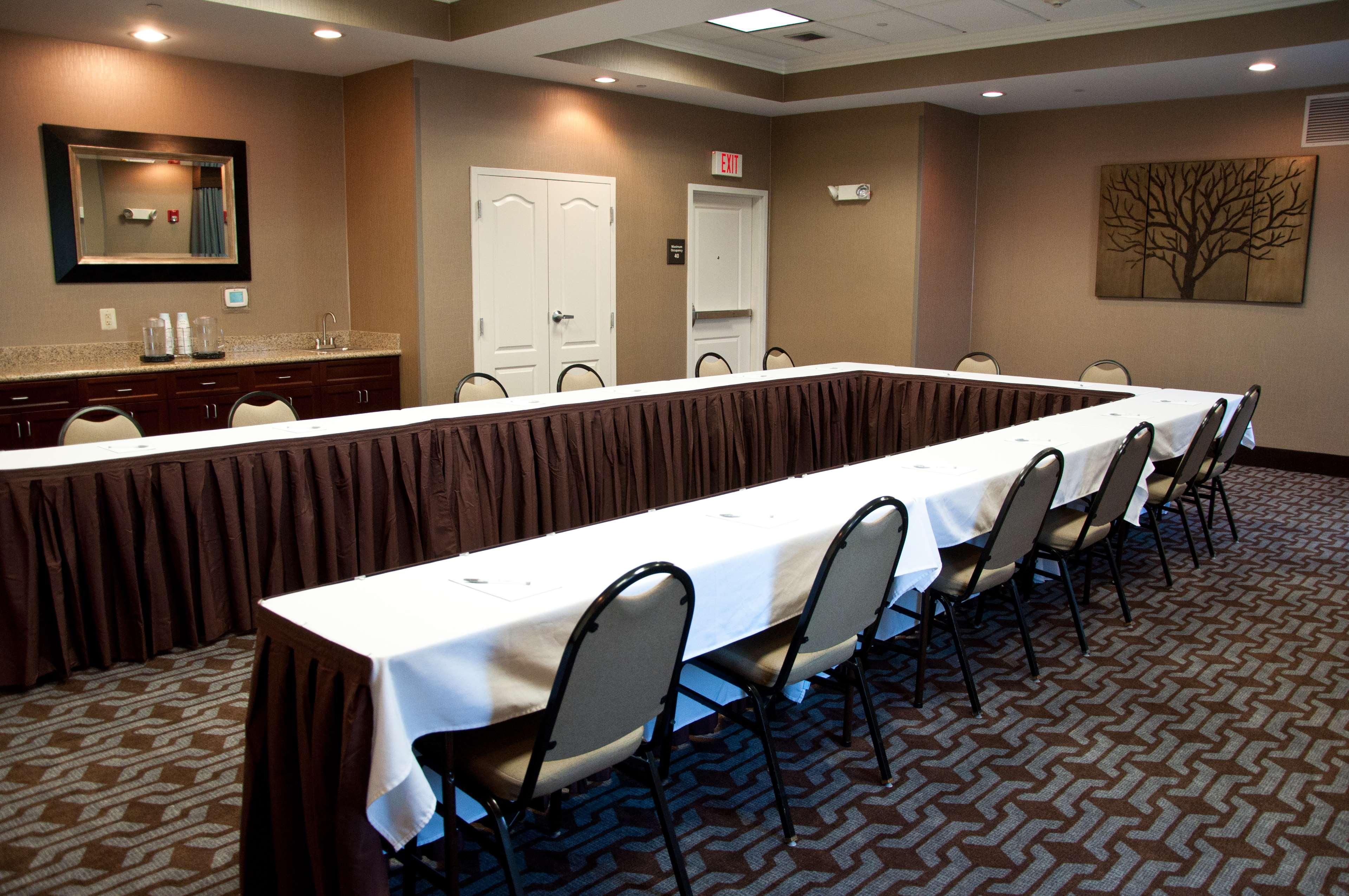 Hampton Inn Doylestown Warrington Екстер'єр фото