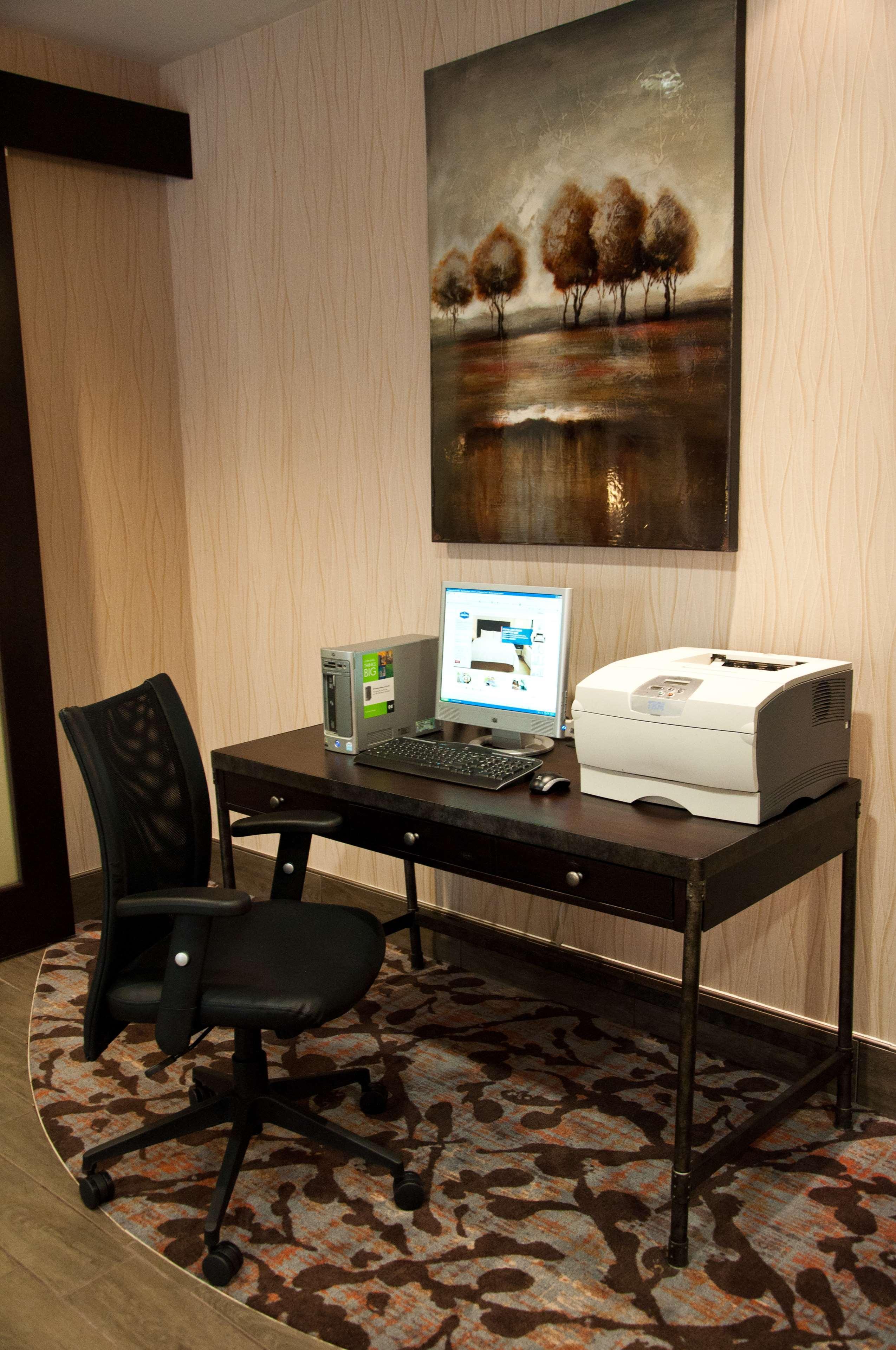 Hampton Inn Doylestown Warrington Екстер'єр фото