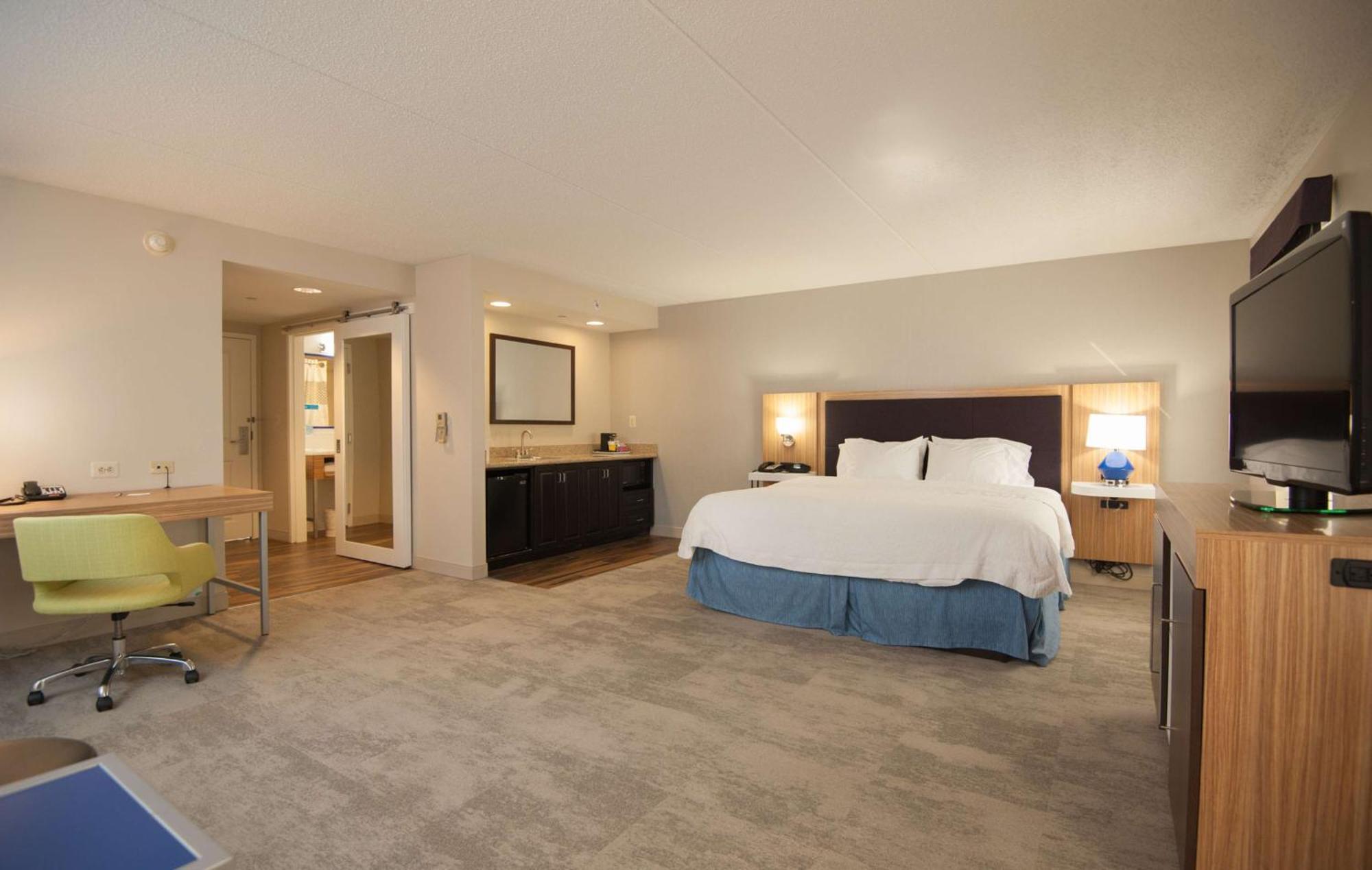 Hampton Inn Doylestown Warrington Екстер'єр фото